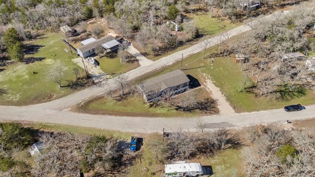 101 Hill Loop Road, Somerville, TX 77879