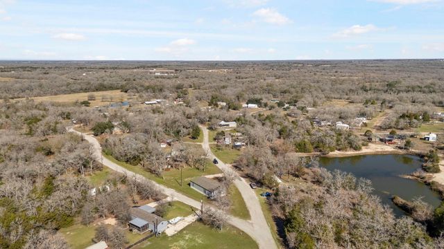101 Hill Loop Road, Somerville, TX 77879