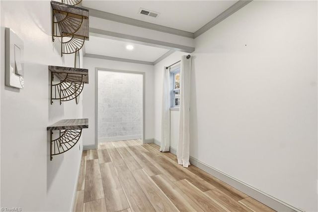 517 E 27th Street, Winston-salem, NC 27105