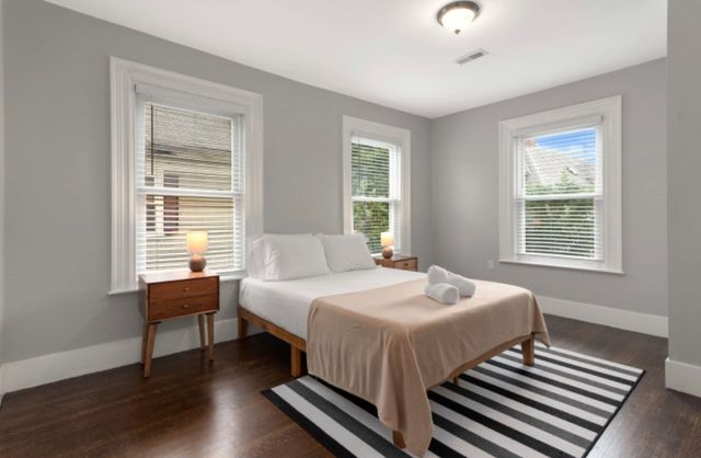 7 Abbotsford St B, Boston, MA 02121