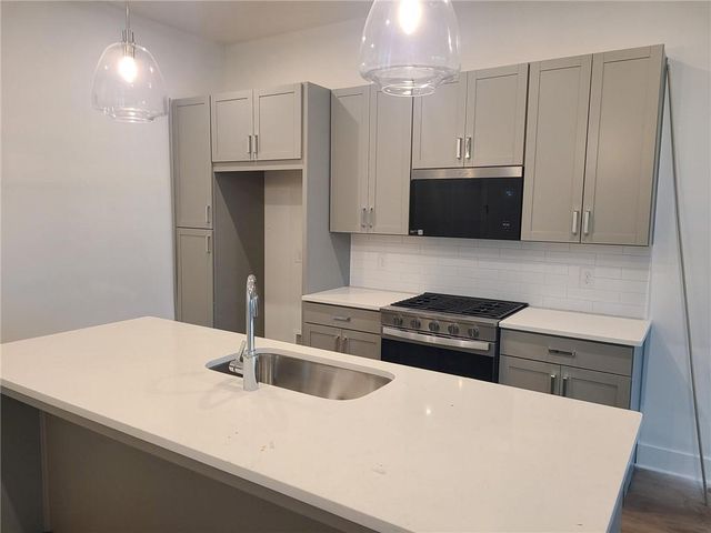 924 Hughley Circle 83, Atlanta, GA 30316