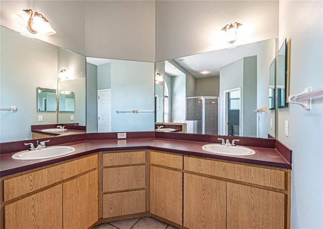 7629 WESTPOINT DRIVE, Wesley Chapel, FL 33544