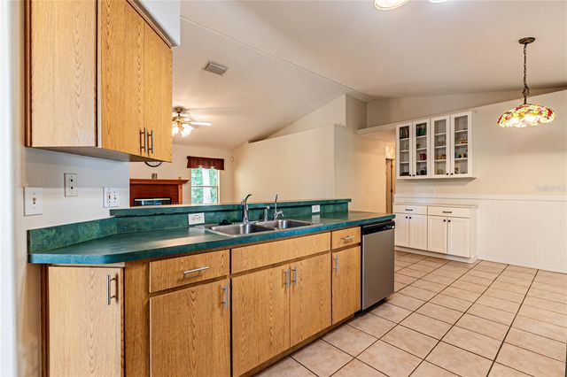 7629 WESTPOINT DRIVE, Wesley Chapel, FL 33544
