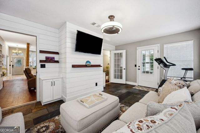 237 Cardinal Circle W, St. Marys, GA 31558