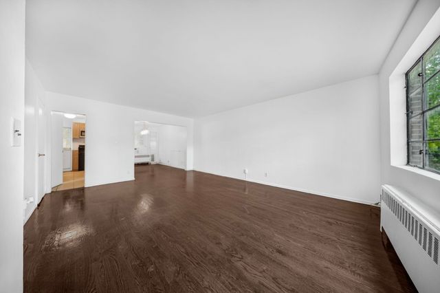 44 COLLEGE ST, Jc, West Bergen, NJ 07305
