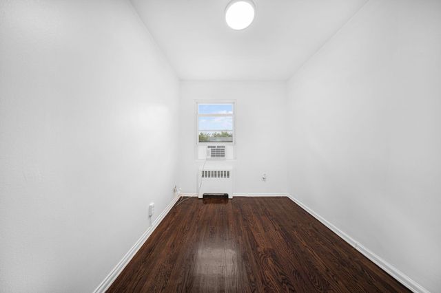 44 COLLEGE ST, Jc, West Bergen, NJ 07305