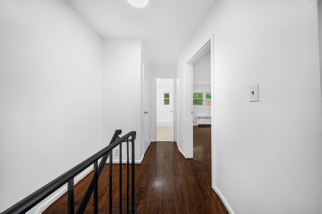 44 COLLEGE ST, Jc, West Bergen, NJ 07305