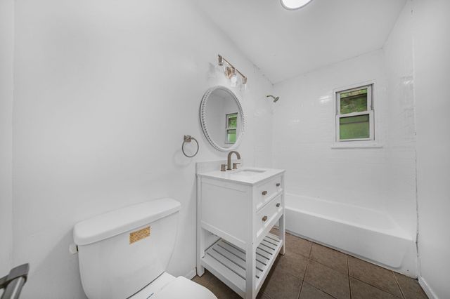 44 COLLEGE ST, Jc, West Bergen, NJ 07305