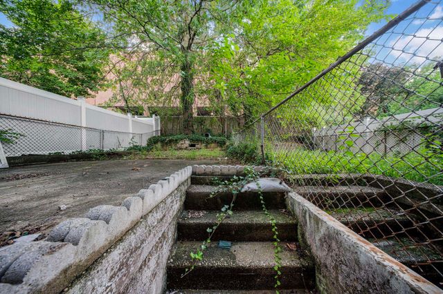 44 COLLEGE ST, Jc, West Bergen, NJ 07305