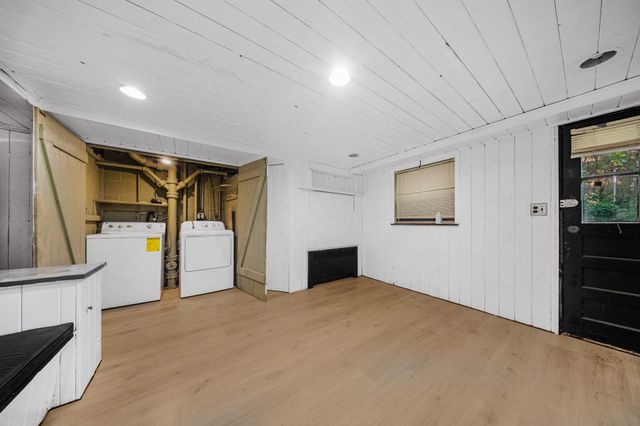 44 COLLEGE ST, Jc, West Bergen, NJ 07305