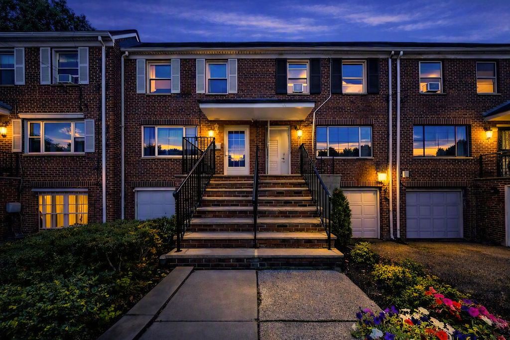44 COLLEGE ST, Jc, West Bergen, NJ 07305