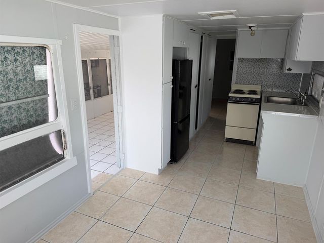 821 SW 1ST Court, Hallandale Beach, FL 33009