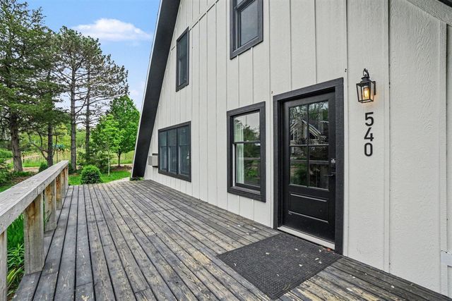 540 East Drive, South Haven, MI 49090