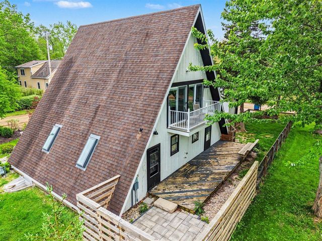 540 East Drive, South Haven, MI 49090