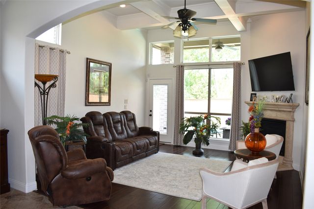 490 Oak Hills Lane, Fate, TX 75189