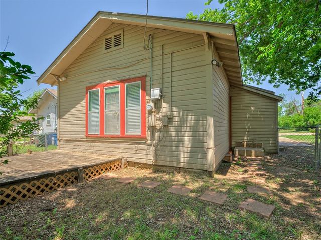 226 E Ayers Street, Edmond, OK 73034