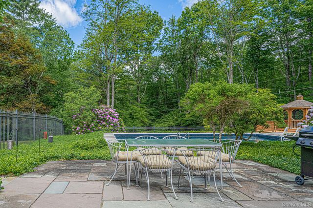 168 Jessop Road, Willow, NY 12495