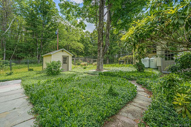 168 Jessop Road, Willow, NY 12495