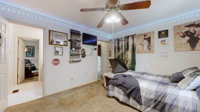 881 Coaling Rd, Charlotte, TN 37036