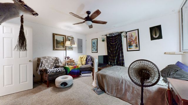 881 Coaling Rd, Charlotte, TN 37036
