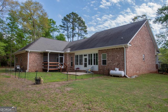 301 Old Windmill Road, Perry, GA 31069