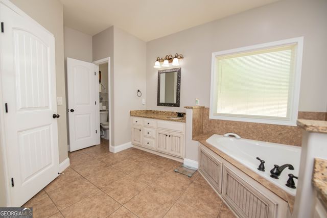 301 Old Windmill Road, Perry, GA 31069
