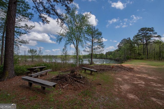 301 Old Windmill Road, Perry, GA 31069
