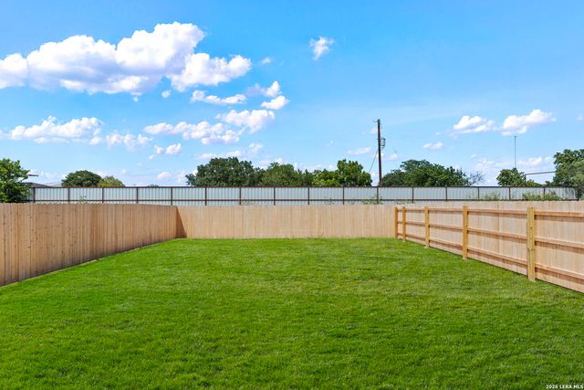1231 Avery Ranch Dr, New Braunfels, TX 78130