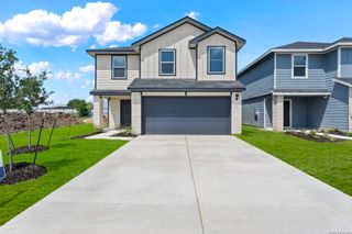 1231 Avery Ranch Dr, New Braunfels, TX 78130