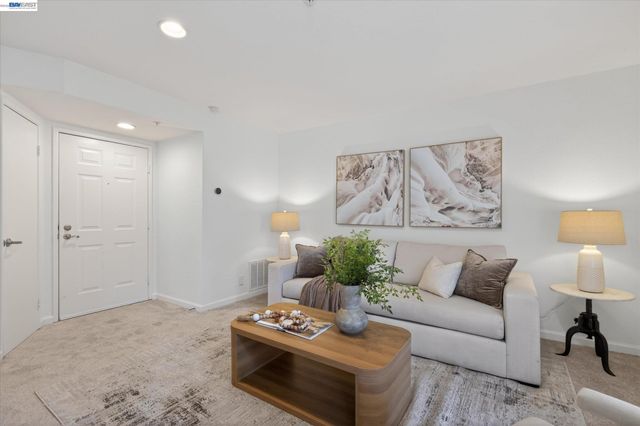 4671 Laurie Cmn 105, Livermore, CA 94550