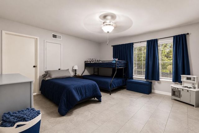 133 Fountain Lake 133, Livingston, TX 77351