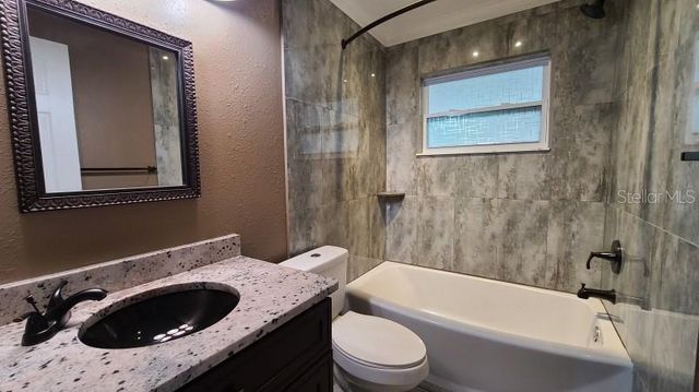 1742 CARDINAL DR, Clearwater, FL 33759