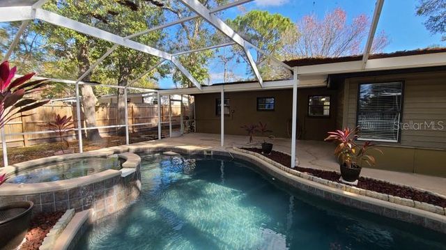 1742 CARDINAL DR, Clearwater, FL 33759