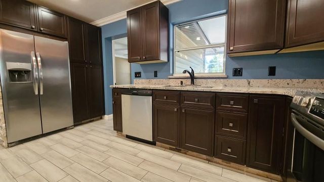 1742 CARDINAL DR, Clearwater, FL 33759