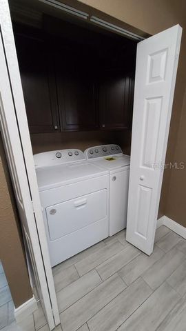 1742 CARDINAL DR, Clearwater, FL 33759