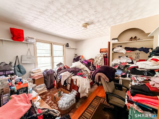 10 Stanley Drive, Plainfield, CT 06354
