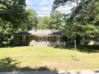 10 Stanley Drive, Plainfield, CT 06354