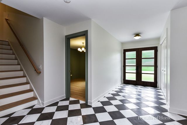 1106 North Path, Wheaton, IL 60187