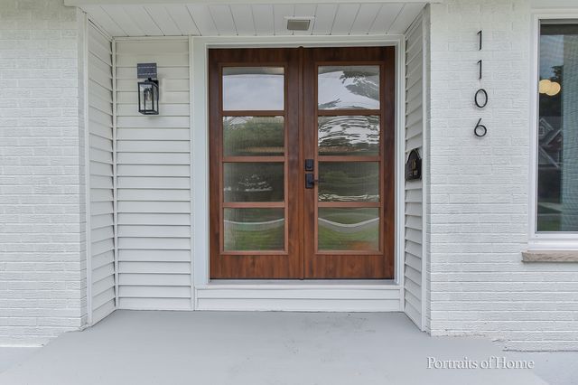 1106 North Path, Wheaton, IL 60187
