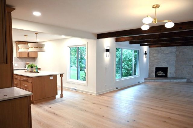 1106 North Path, Wheaton, IL 60187