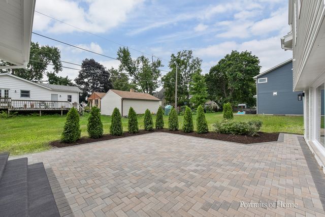 1106 North Path, Wheaton, IL 60187