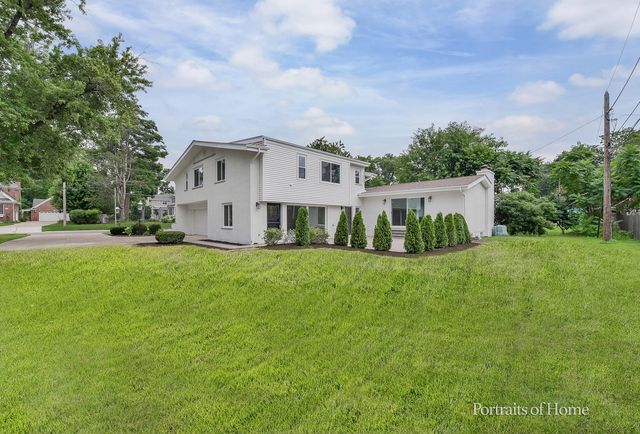 1106 North Path, Wheaton, IL 60187
