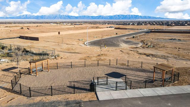 1494 Brillo Del Cielo Street NW, Los Lunas, NM 87031