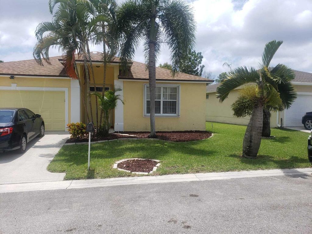 1320 Fishers Place, Greenacres, FL 33413