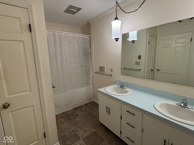 408 S Harvey Road, Muncie, IN 47304
