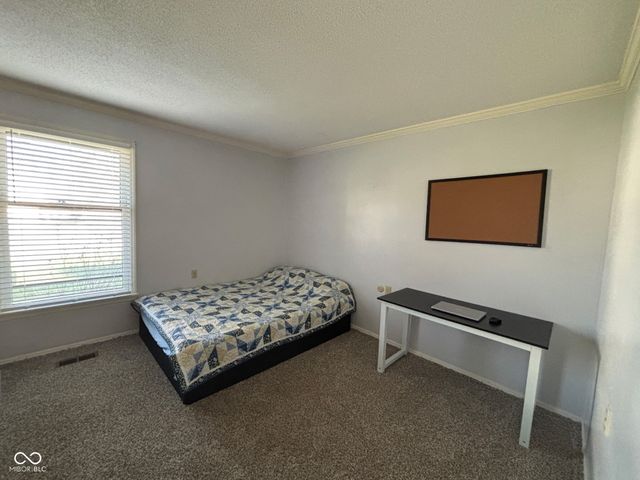 408 S Harvey Road, Muncie, IN 47304