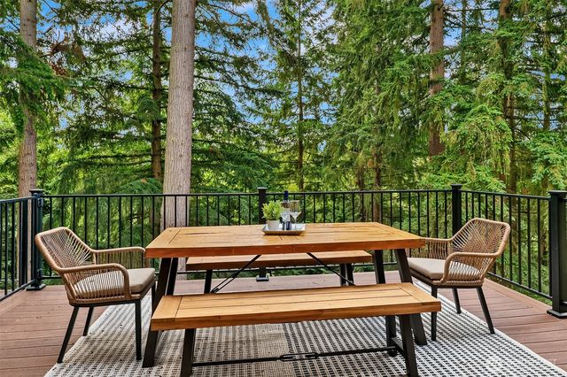1018 187th Place SW, Lynnwood, WA 98036