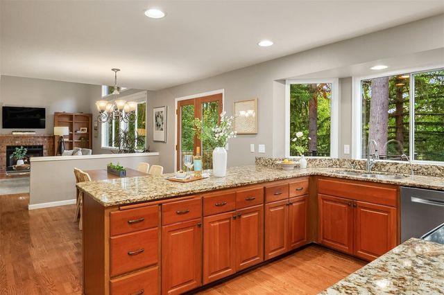 1018 187th Place SW, Lynnwood, WA 98036