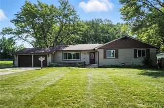 68 Skyline Drive, Enon Vlg, OH 45323
