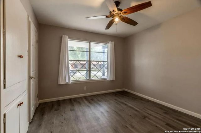 463 Sprucewood, San Antonio, TX 78216